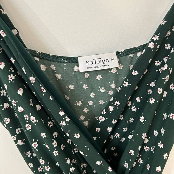 Kaileigh Green Jumpsuit with Tie Waist - Picture 4 of 4